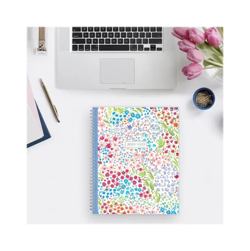 Blue Sky Grade Books<Floral Ditsy Dapply Light Weekly & Monthly Lesson Planner, 8.5" x 11" (132002-A23)