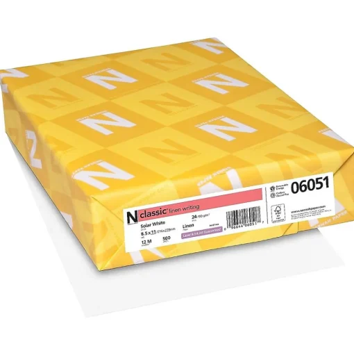 Neenah Paper Resume Paper<CLASSIC 8.5"W x 11"L Writing Paper, 24 lbs., 97 Brightness, 500/Ream (06051)