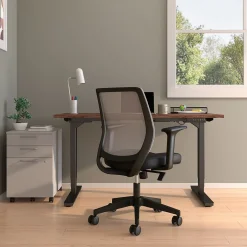 Staples Ergonomic Chairs<Essentials Ergonomic Fabric Swivel Task Chair, (UN56947)