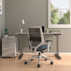 Union & Scale Ergonomic Chairs<™ Lewis Ergonomic Mesh Swivel Computer and Desk Chair, (UN55656-CC)